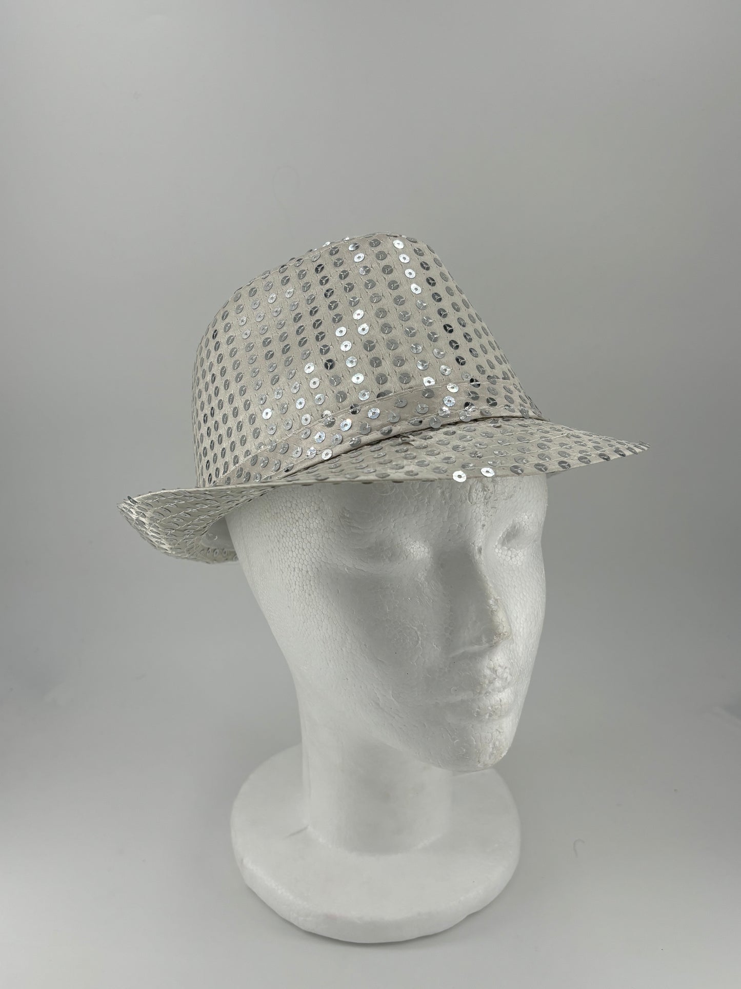Chapeau paillette