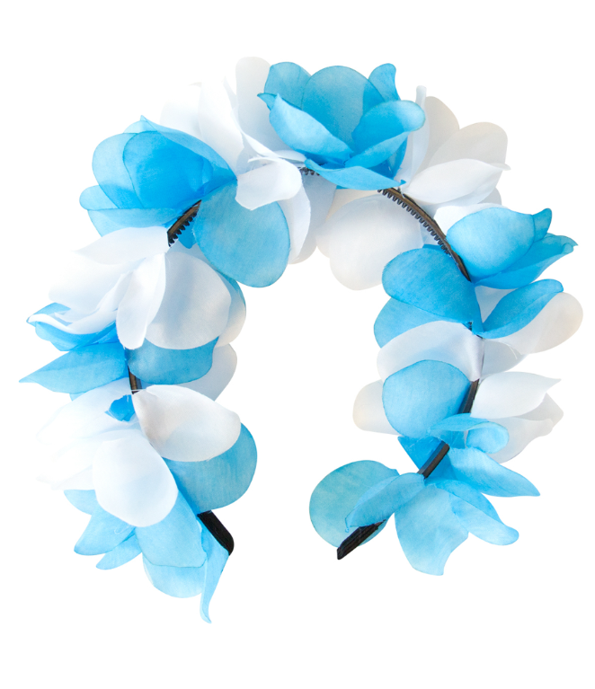 Couronne de fleurs bleu et blanche